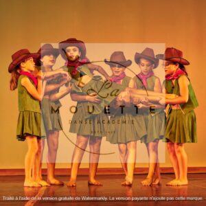 PHOTOS GALA 2025 LES ANNEES 50 60 JAZZ ELEMENTAIRE 2